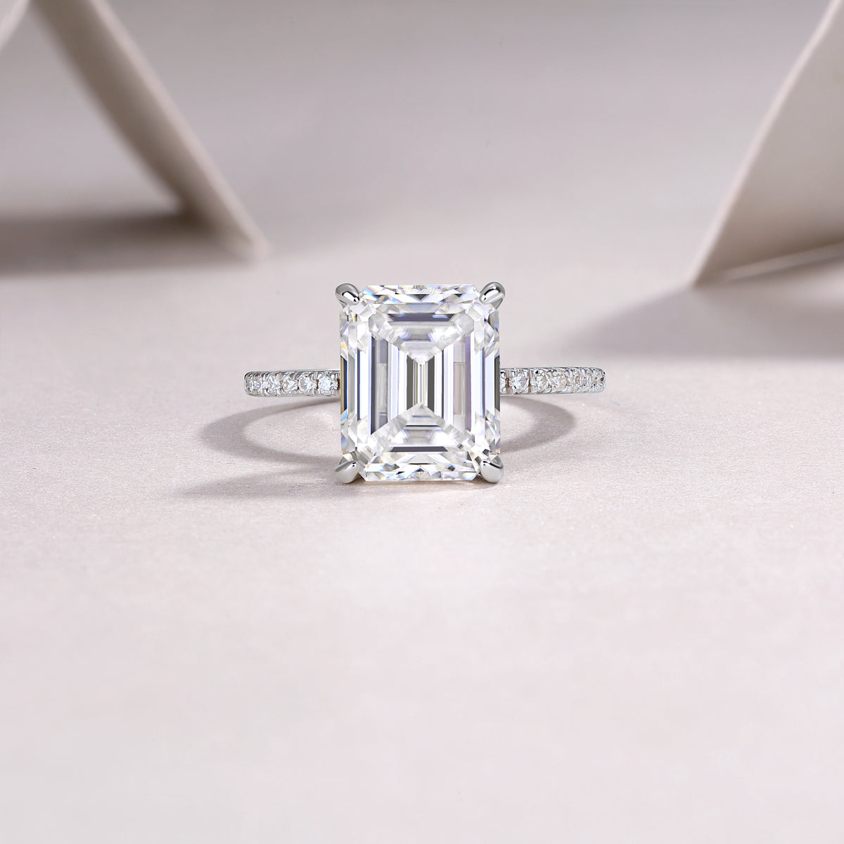 Vinzaa Iridescence City - Grand 9x11mm Octagonal Moissanite Statement Ring in S925 Silver