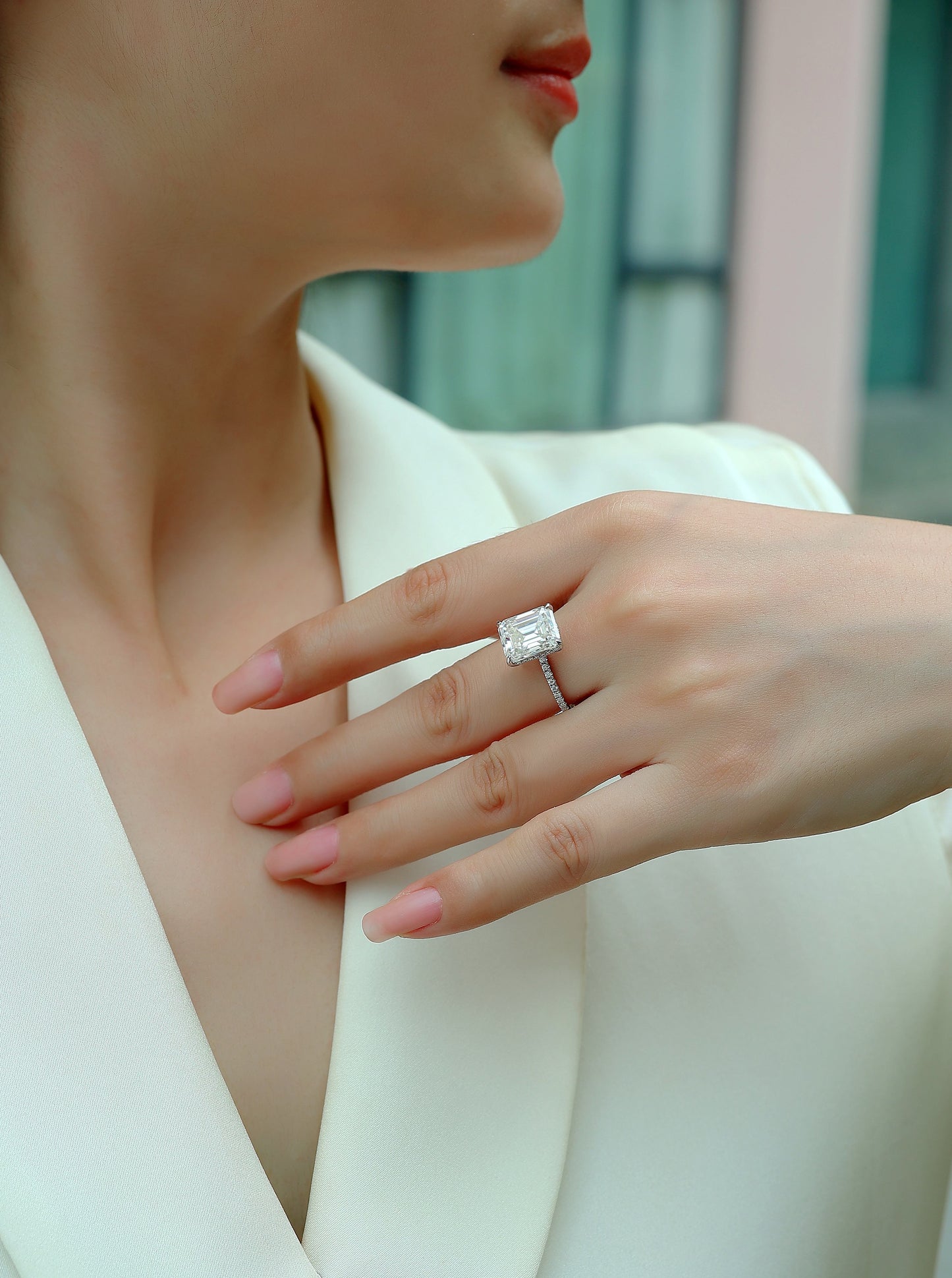 Vinzaa Iridescence City - Grand 9x11mm Octagonal Moissanite Statement Ring in S925 Silver